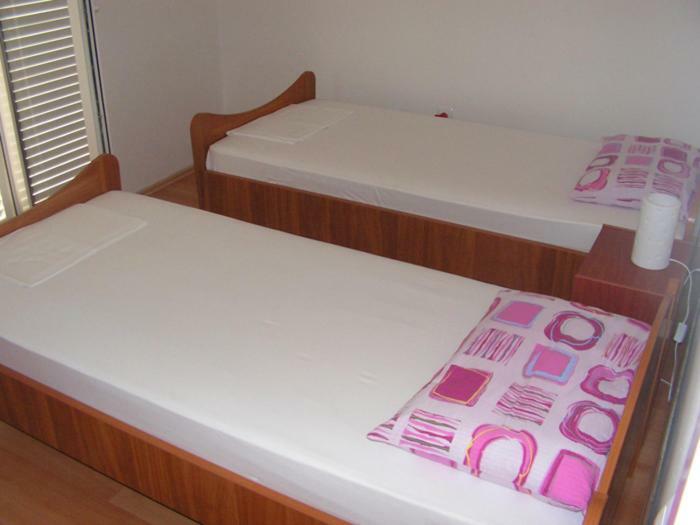 Apartmani Mudronja มูร์แตร์ ภายนอก รูปภาพ